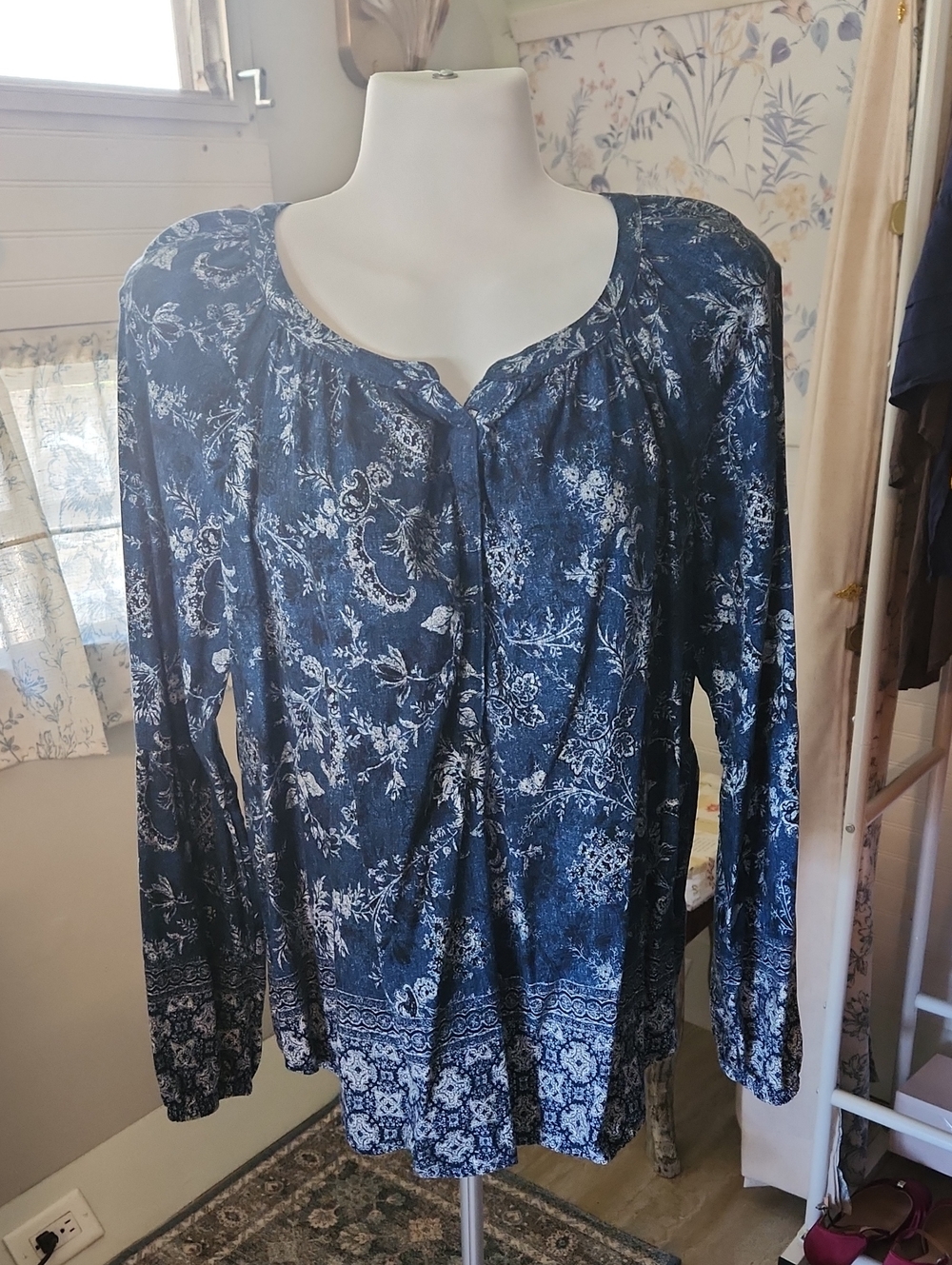 Time and Tru Blue Floral Blouse